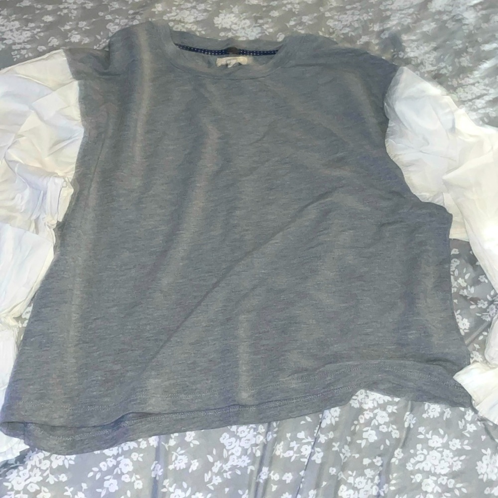 🔵CUPIO🥶SIZE MEDIUM💙LONG SLEEV SHIRT/BLOUSE.